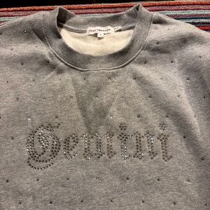 NWT GOOD AMERICAN GEMINI ZODIAC SWEATSHIRT Size: 1 (small/medium)